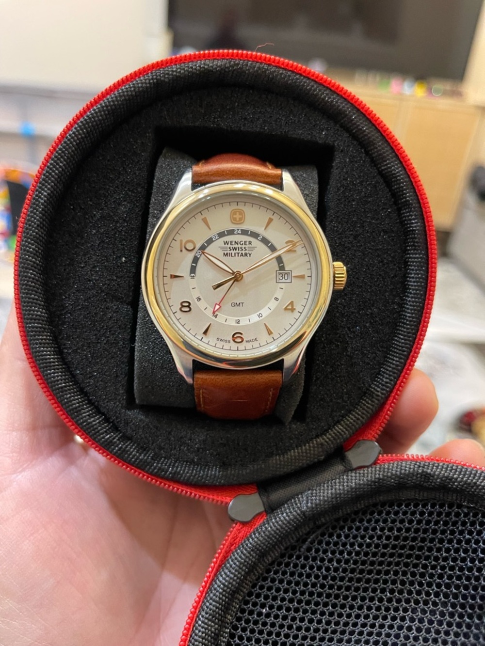 Wegner Swiss Military GMT Watch Men 42mm Silver Dial Two Tone Date 79306C - Picture 13 of 16